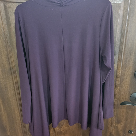 Elegant Purple Women's Top - Picture 5 of 7